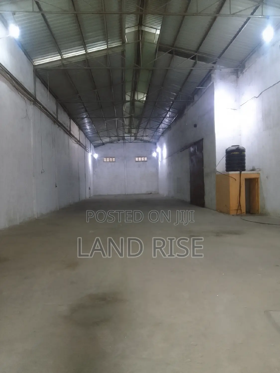 750 SQM Warehouse in Chang'ombe in Chang'ombe