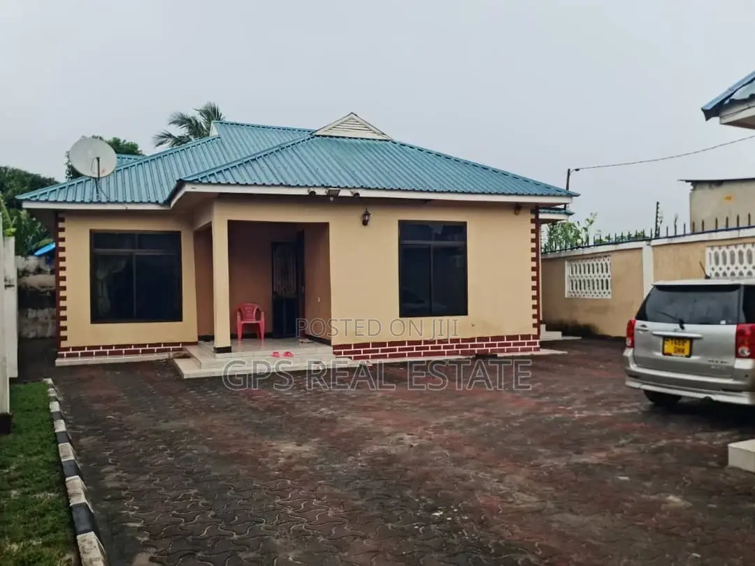 5bdrm House in Mbagala Mzambarauni, Temeke for sale in Temeke