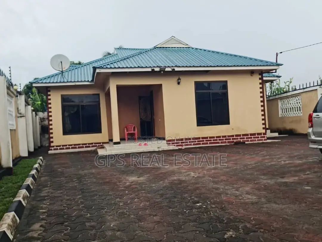 5bdrm House in Mbagala Mzambarauni, Temeke for sale in Temeke