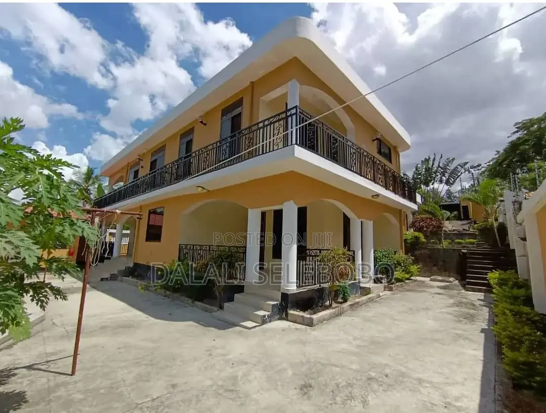 6bdrm Bungalow in Mbezi Kwa Msuguri for sale in Mbezi