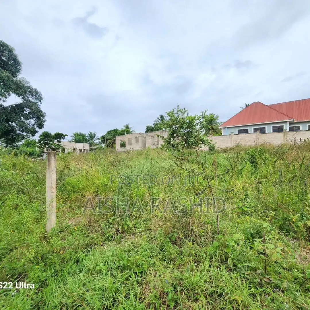 Kwanja Kizur Kwa Ajili Ya Makazi in Kinondoni