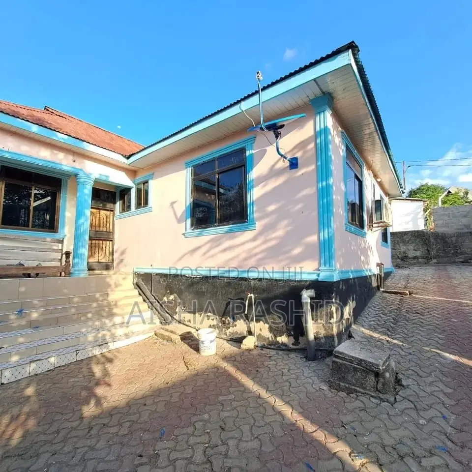 3bdrm House in Kinondoni for sale in Kinondoni