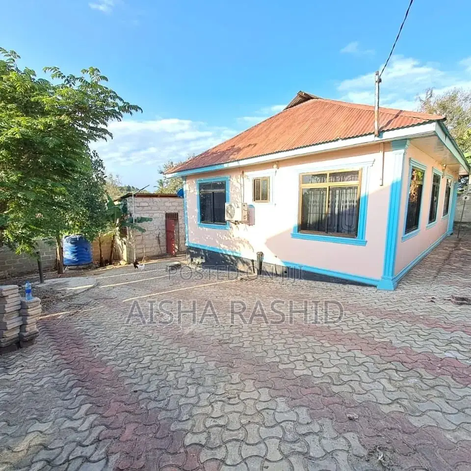 3bdrm House in Kinondoni for sale in Kinondoni