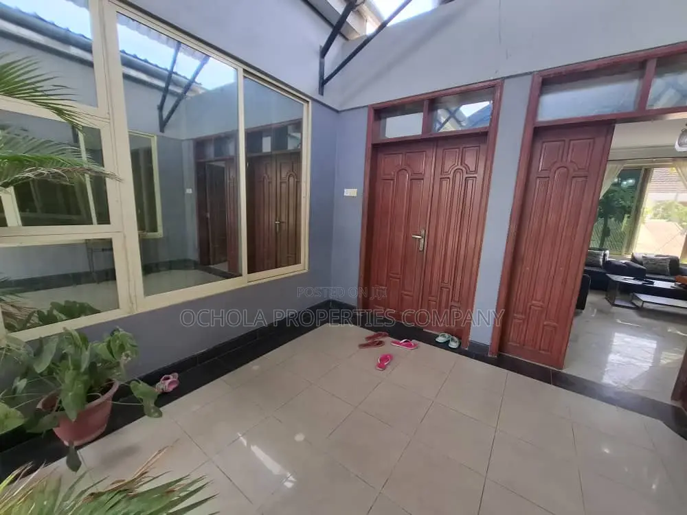 Furnished 3bdrm House in Mikocheni for rent in Mikocheni