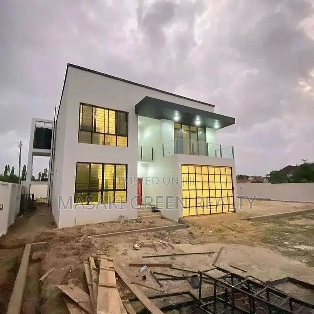 4bdrm Mansion in Mbweni, Kinondoni for sale in Kinondoni