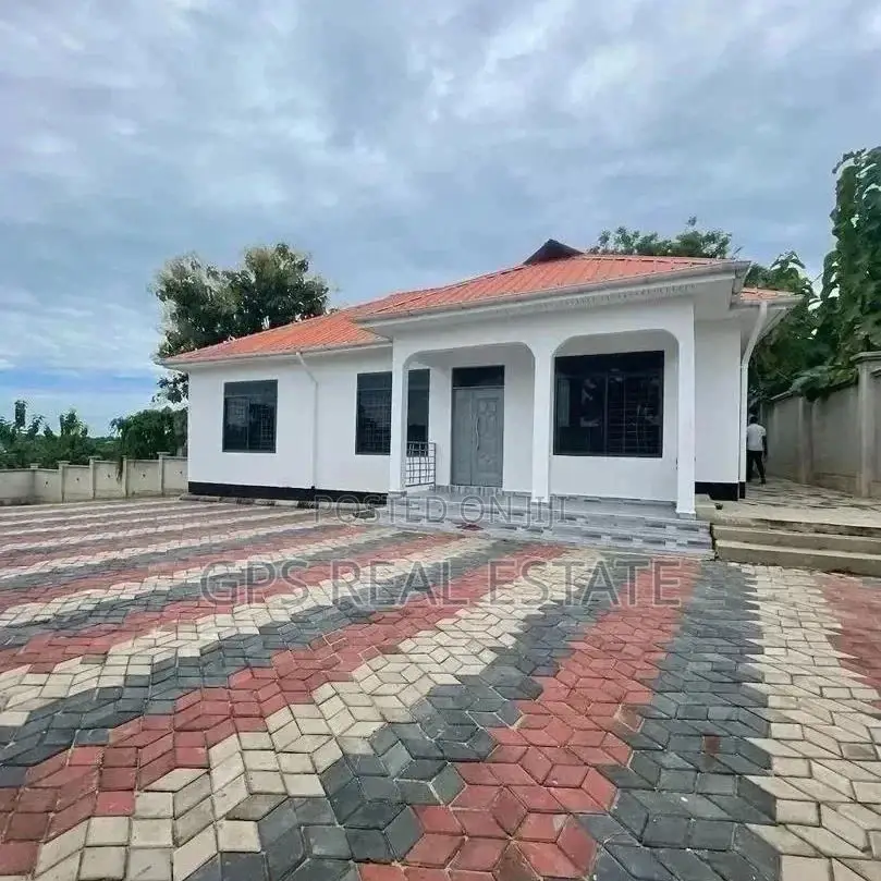 3bdrm House in Madale, Kinondoni for sale in Kinondoni