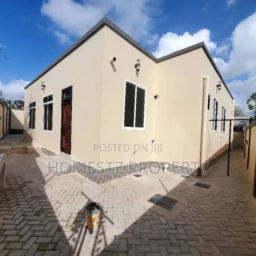 3bdrm House in Madale Mivumoni, Kinondoni for sale in Kinondoni
