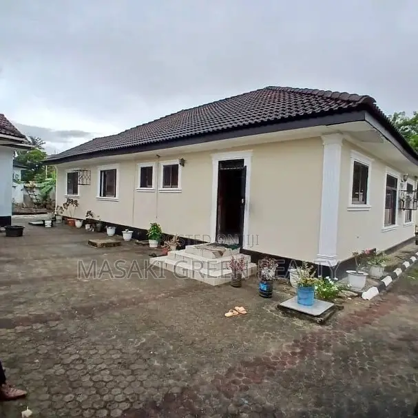 3bdrm House in Mbezi Beach, Kinondoni for sale in Kinondoni