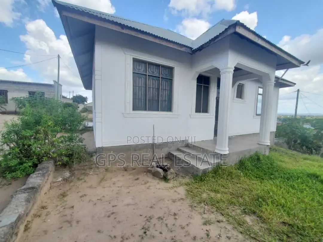 3bdrm House in Mbagala Saku Ilulu, Temeke for sale in Temeke