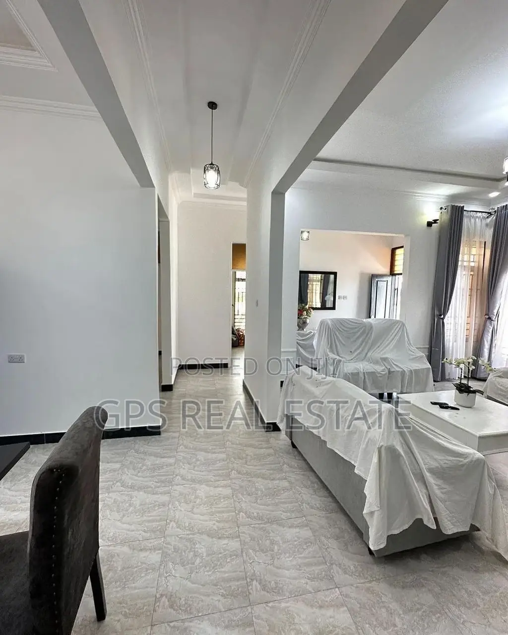 3bdrm Apartment in Temeke Wailes for sale in Temeke