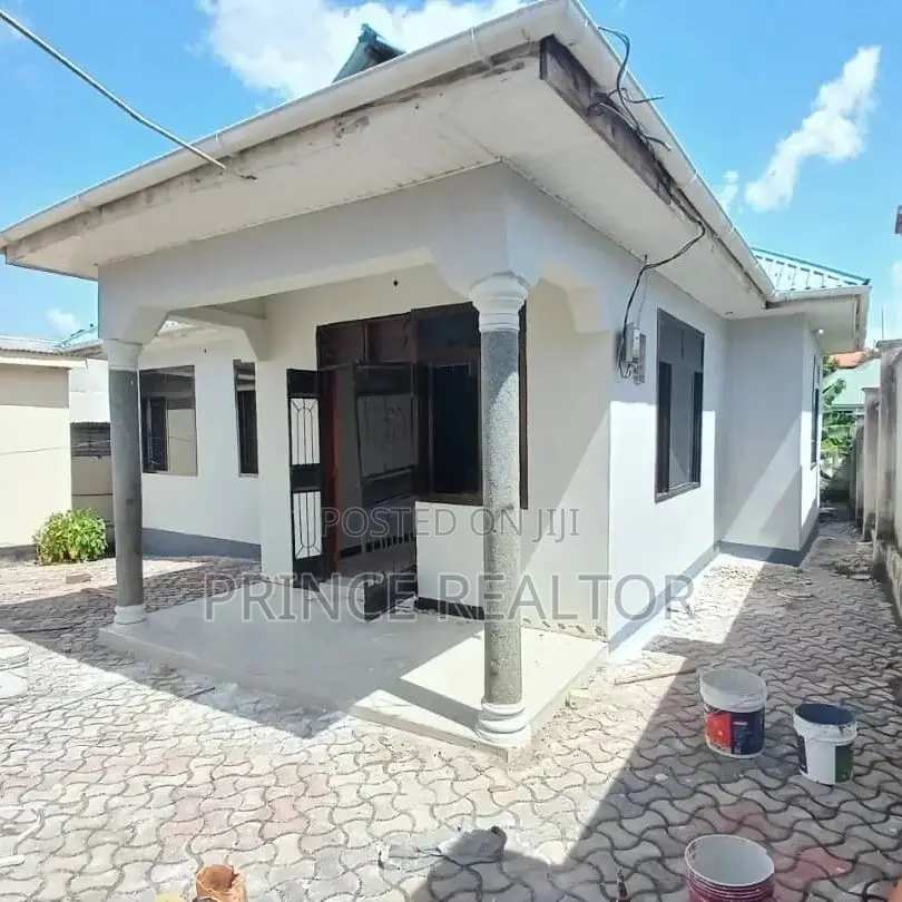 3bdrm House in Mbezi Mwisho, Kinondoni for sale in Kinondoni