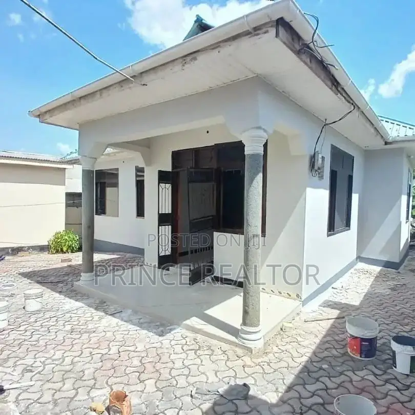 3bdrm House in Mbezi Mwisho, Kinondoni for sale in Kinondoni