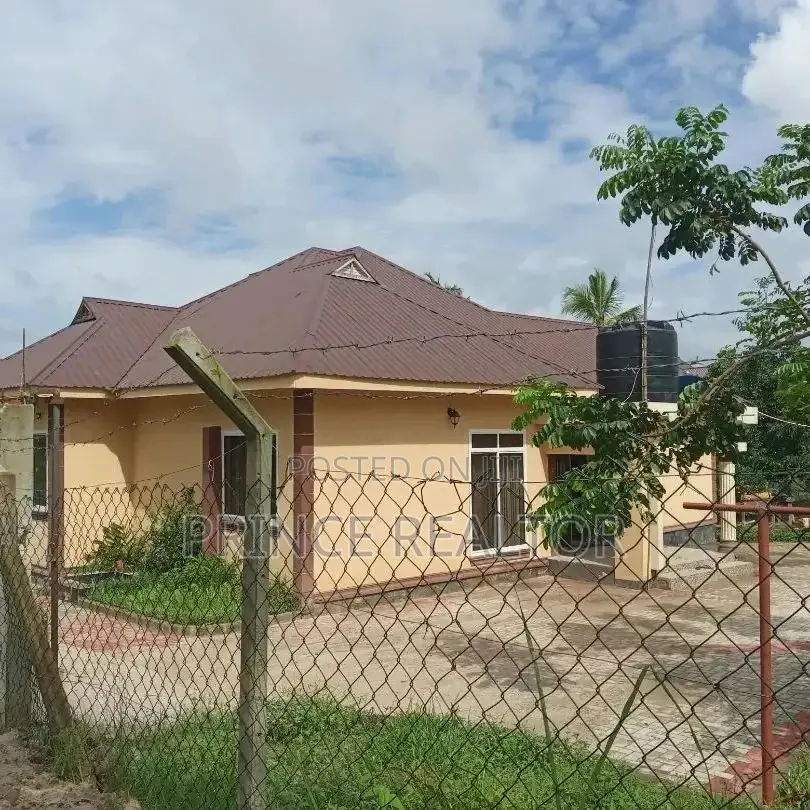 3bdrm Apartment in Mbezi Kibanda Cha, Kinondoni for sale in Kinondoni