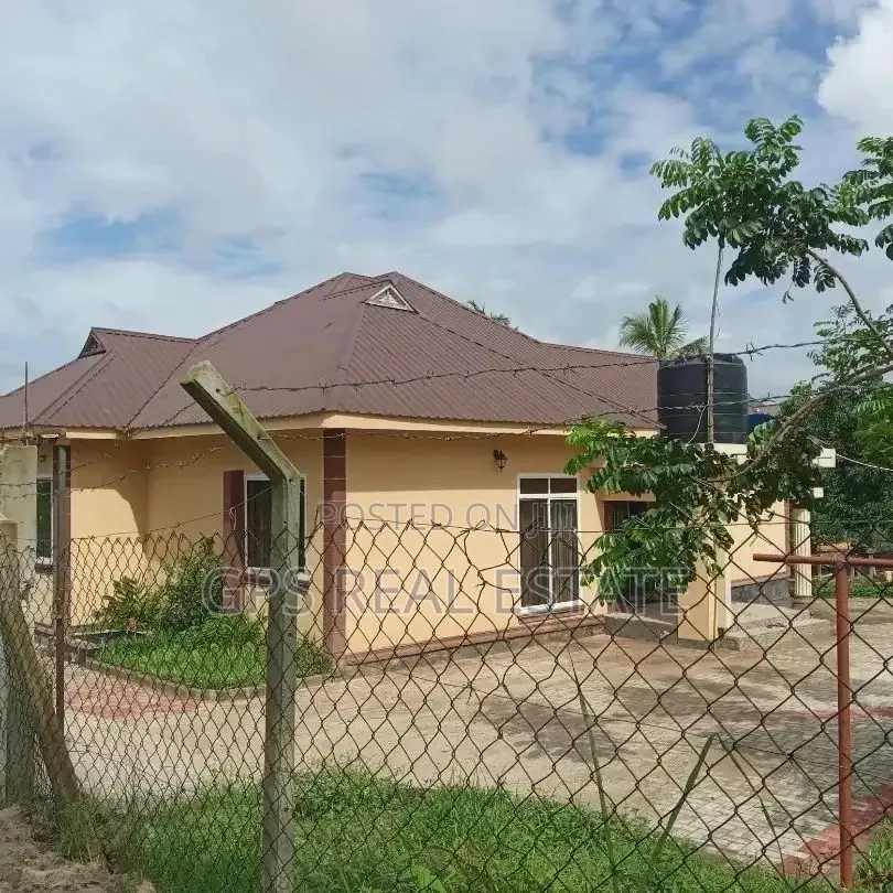 3bdrm Apartment in Mbezi Kibanda Cha, Kinondoni for sale in Kinondoni