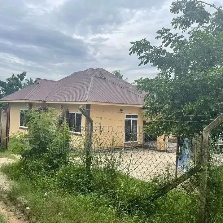 3bdrm Apartment in Mbezi Kibanda Cha, Kinondoni for sale in Kinondoni