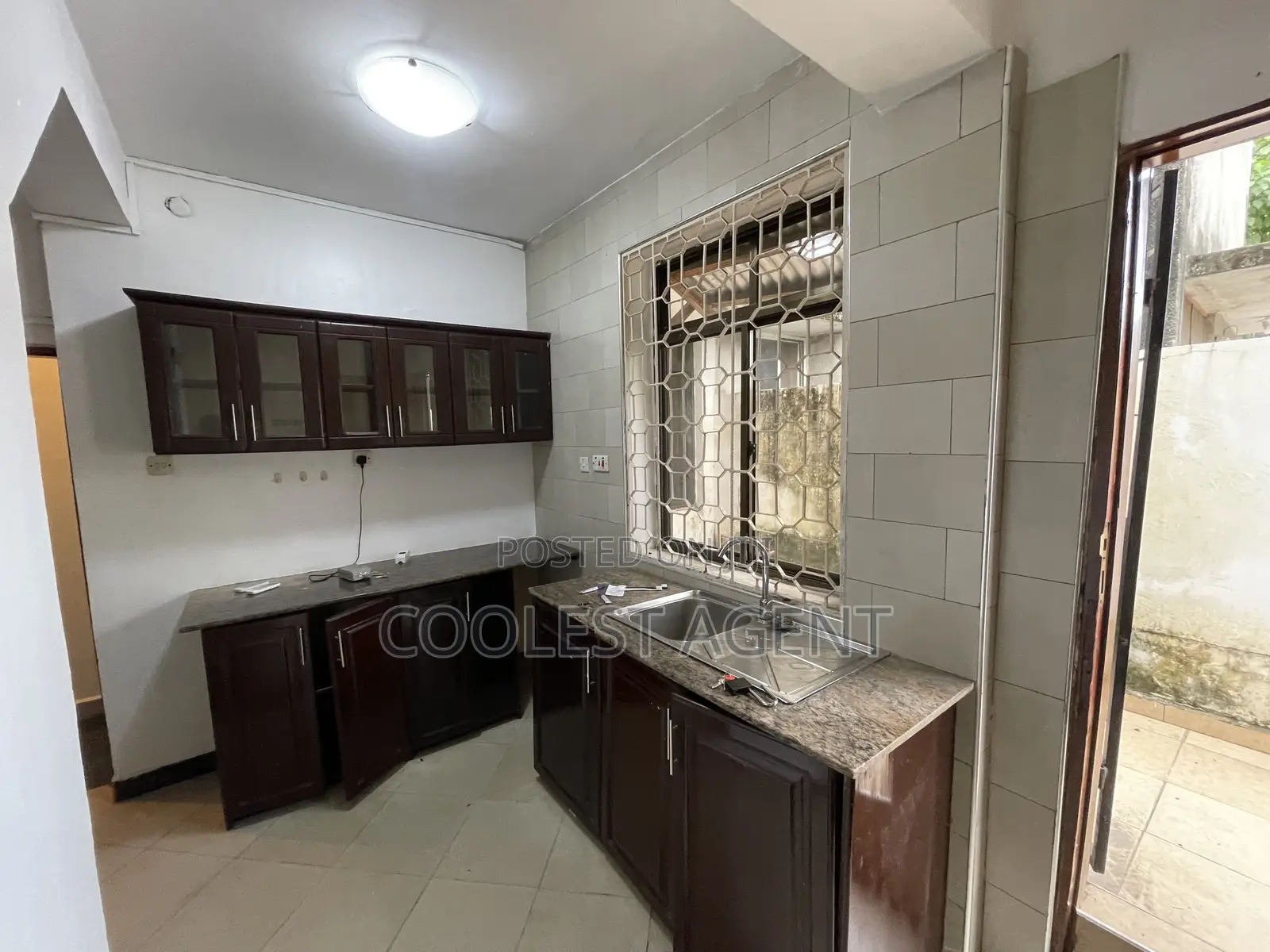 3bdrm Duplex in Msasani, Kinondoni for rent in Kinondoni