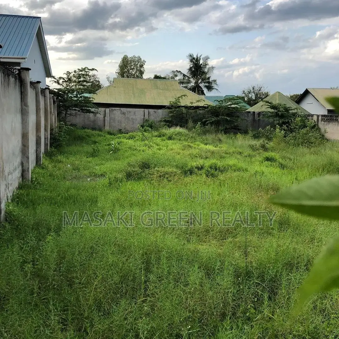 2400 SQM Plot For Sale At Ununio Beach in Kinondoni