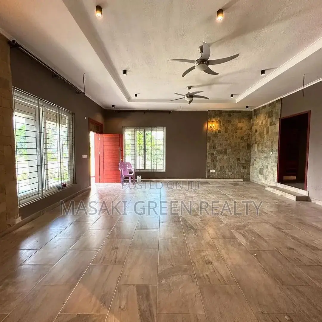 3bdrm Mansion in Madale Estate, Kinondoni for sale in Kinondoni