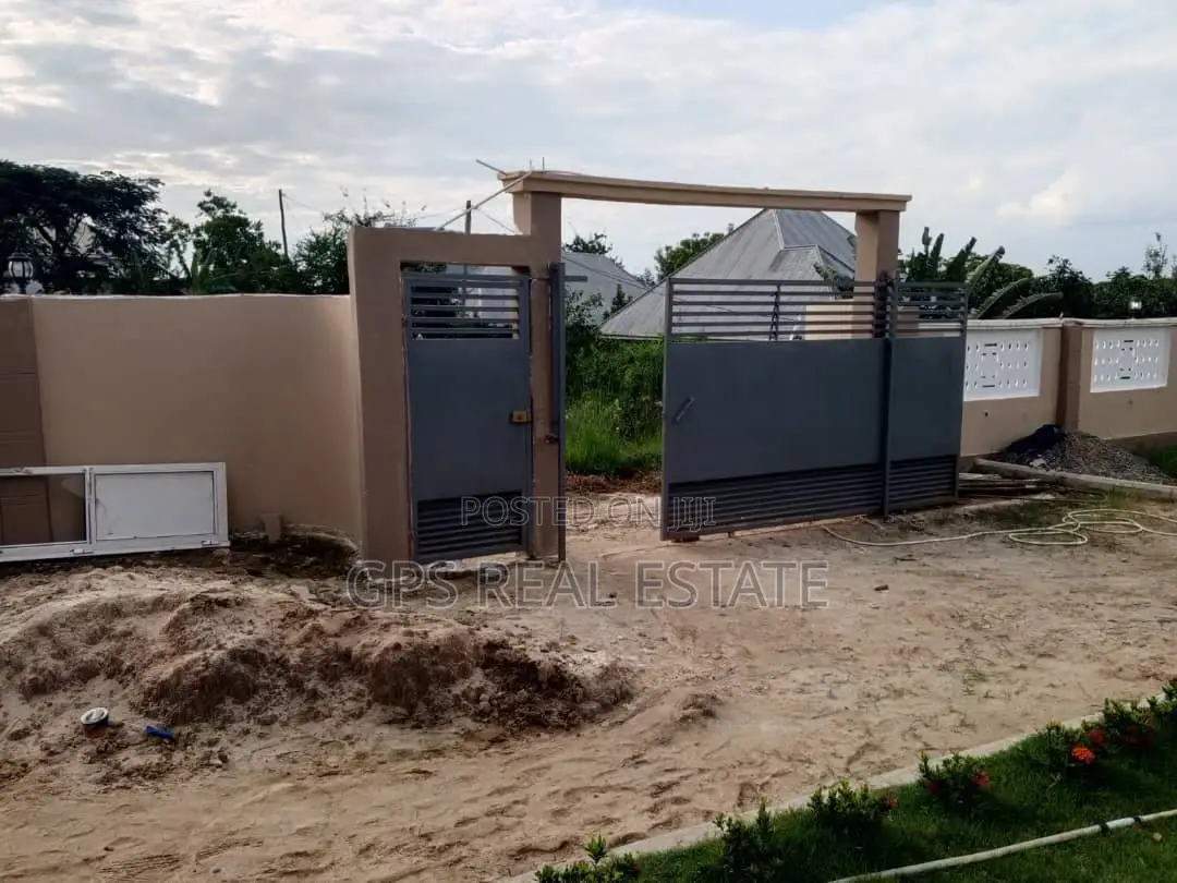 3bdrm House in Kibamba Shule, Kinondoni for sale in Kinondoni
