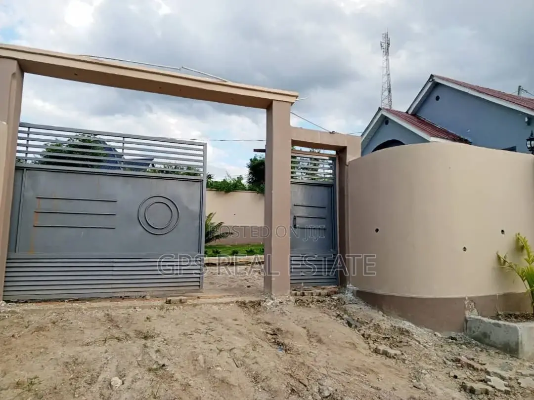 3bdrm House in Kibamba Shule, Kinondoni for sale in Kinondoni