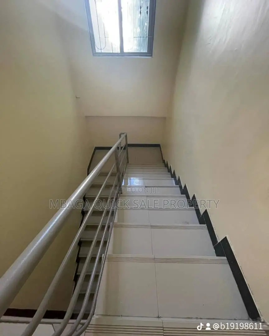 Furnished 4bdrm Apartment in Bahari, Kunduchi for sale in Kunduchi