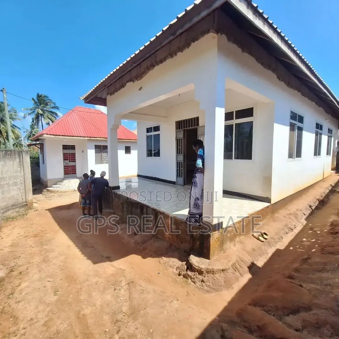 4bdrm House in Mbezi Makabe, Kinondoni for sale in Kinondoni