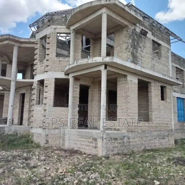 6bdrm House in Mtoni Kijichi, Temeke for sale in Temeke
