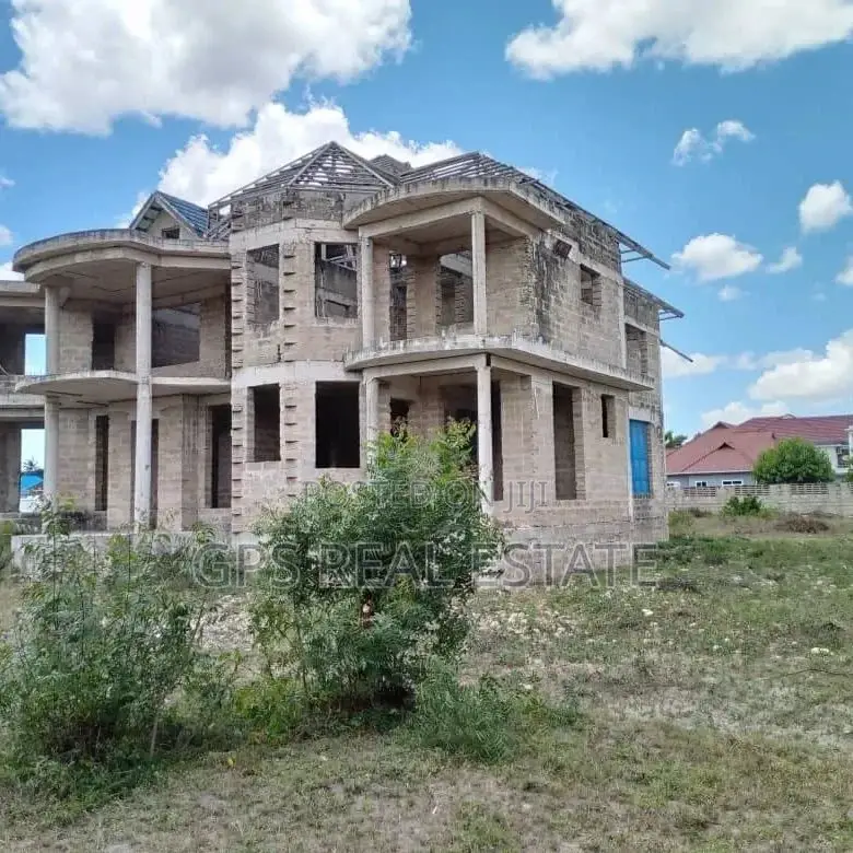 6bdrm House in Mtoni Kijichi, Temeke for sale in Temeke