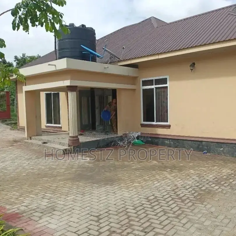3bdrm Apartment in Mbezi Kibanda Cha, Kinondoni for sale in Kinondoni