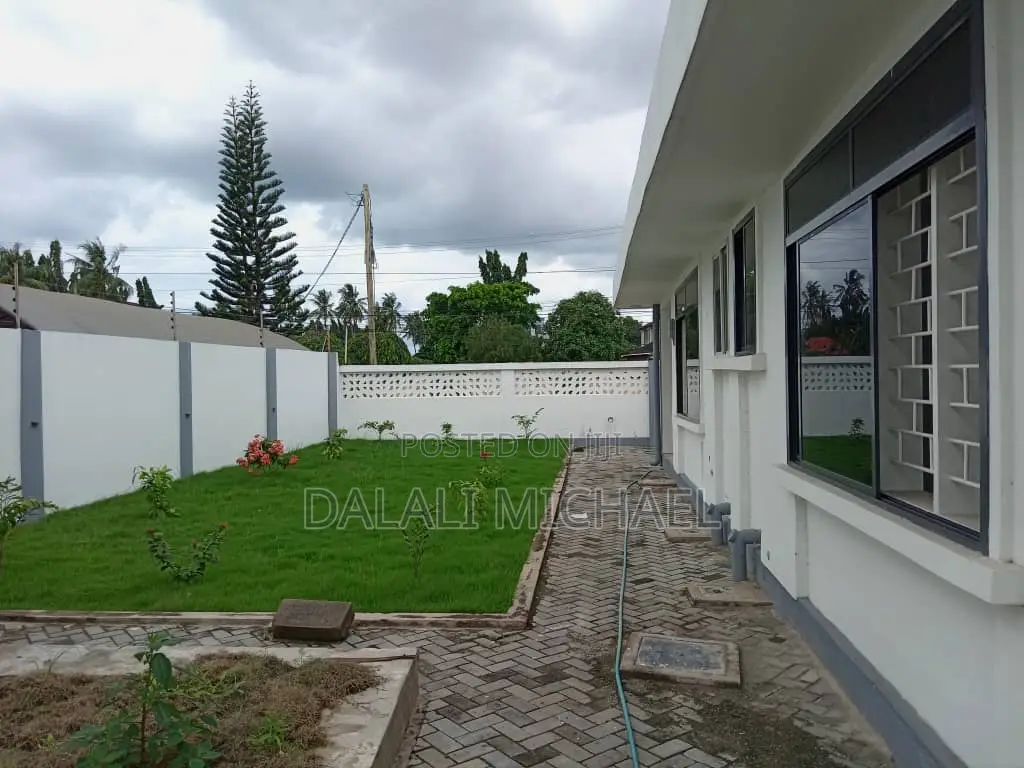 4bdrm House in Mikocheni for rent in Mikocheni