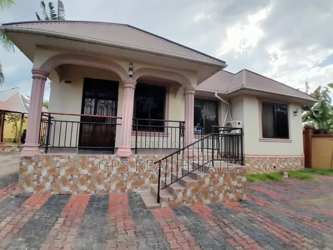 3bdrm House in Madale Mbopo, Kinondoni for sale in Kinondoni