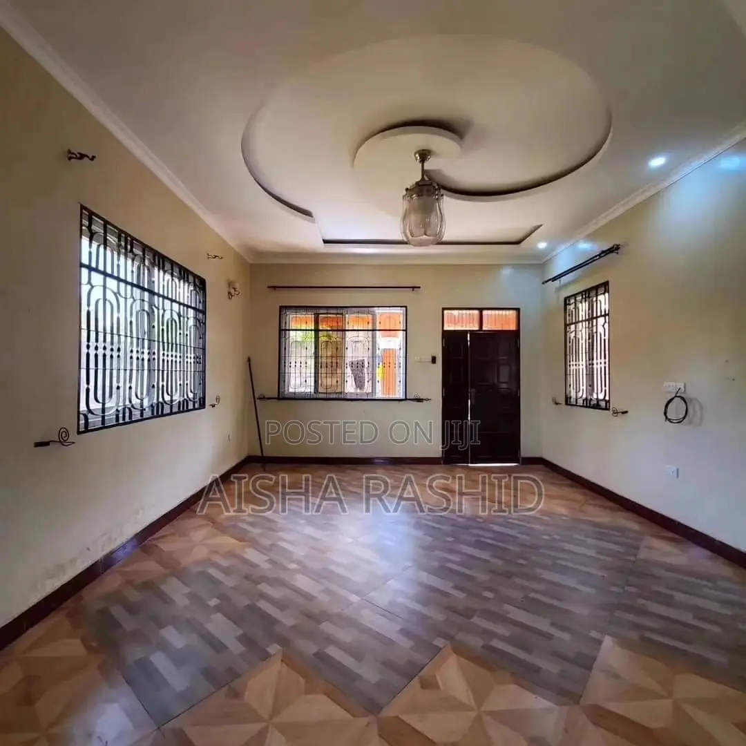 3bdrm House in Kinondoni for sale in Kinondoni