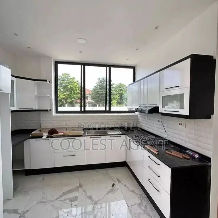 3bdrm Apartment in Mbezibeach, Kinondoni for rent in Kinondoni
