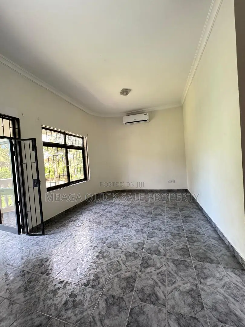 6bdrm House in Mbezi Africana for rent in Mbezi Beach