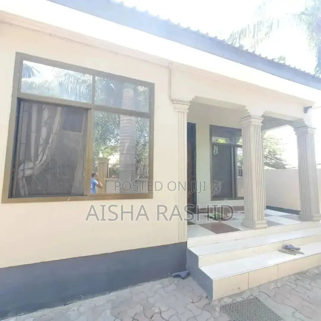 3bdrm House in Magomeni for rent in Magomeni