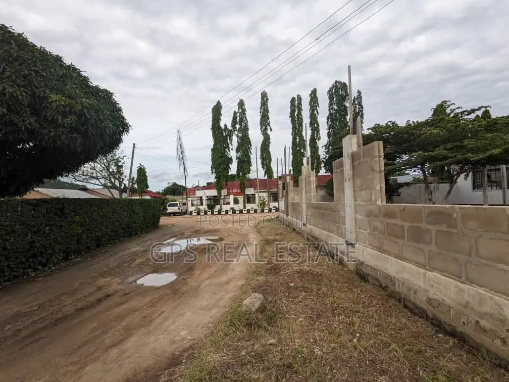 4bdrm House in Area C, Dodoma Rural for sale in Dodoma Rural
