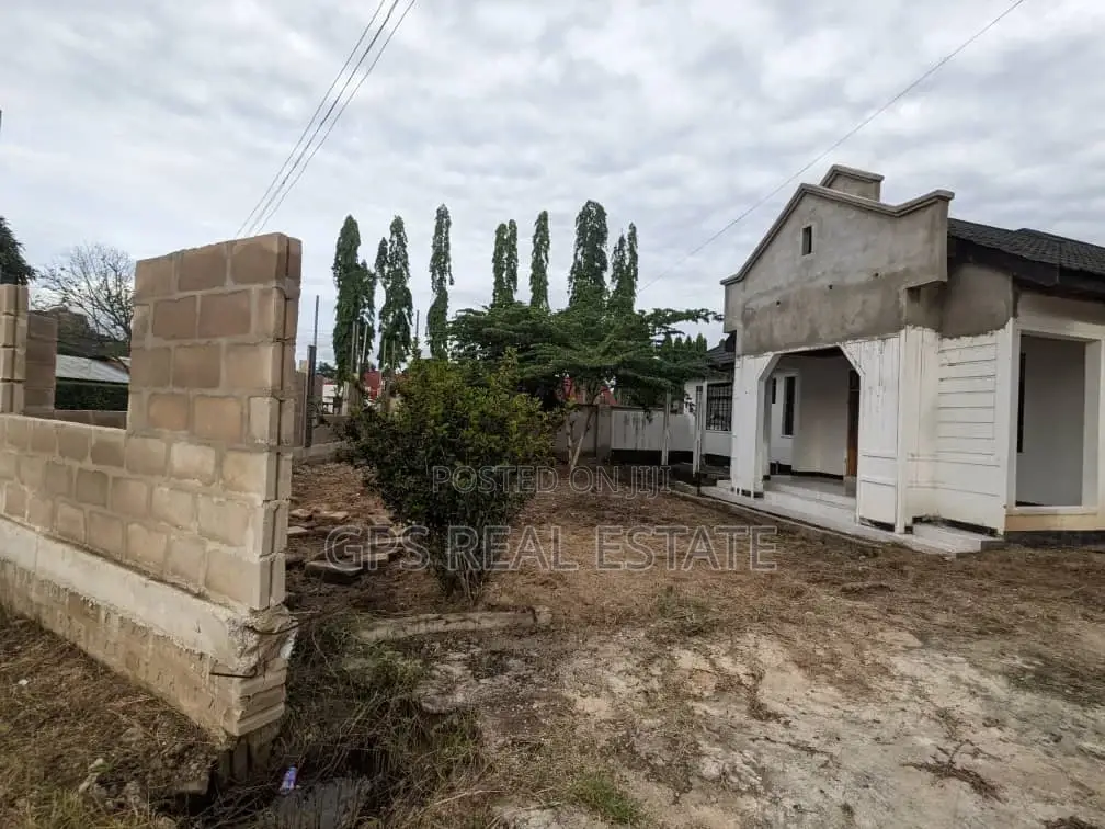 4bdrm House in Area C, Dodoma Rural for sale in Dodoma Rural