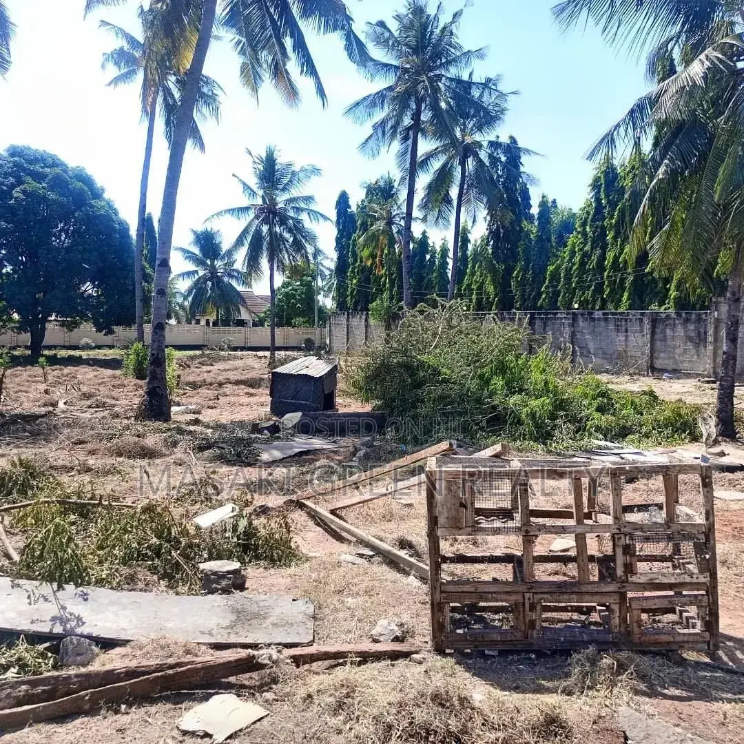 Plot for Sale at Bahari Beach in Kinondoni