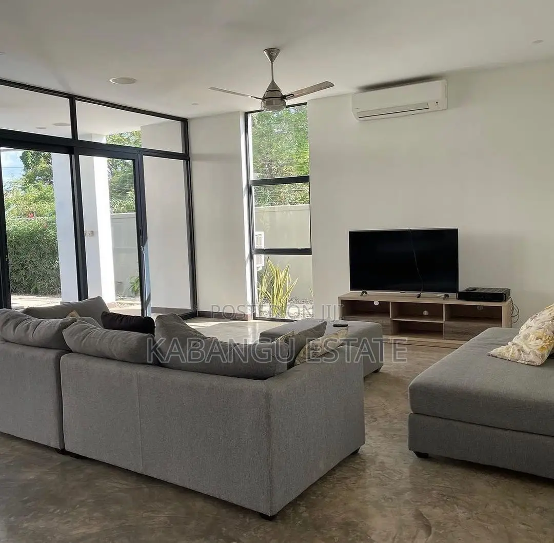 Furnished 4bdrm Villa in Oysterbay, Kinondoni for rent in Kinondoni