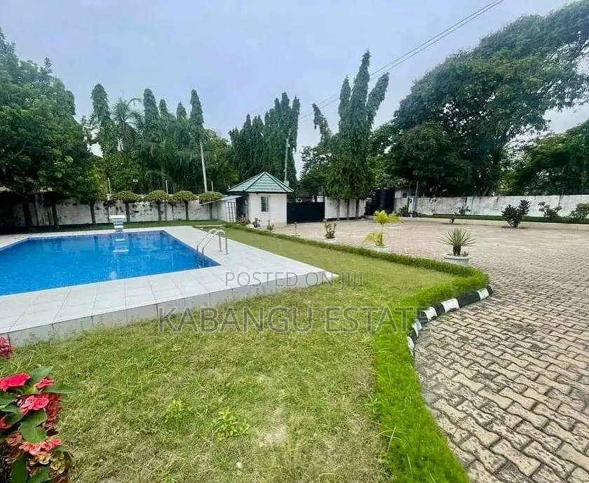 6bdrm Bungalow in Mikocheni, Kinondoni for rent in Kinondoni