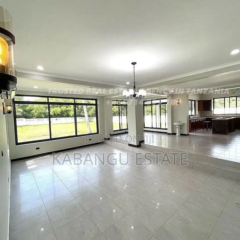 6bdrm Bungalow in Mikocheni, Kinondoni for rent in Kinondoni