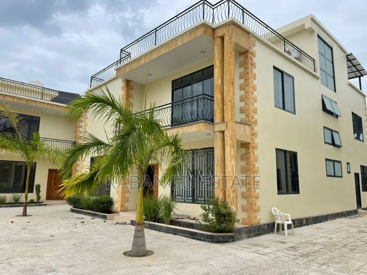 4bdrm Villa in Oysterbay, Kinondoni for rent in Kinondoni