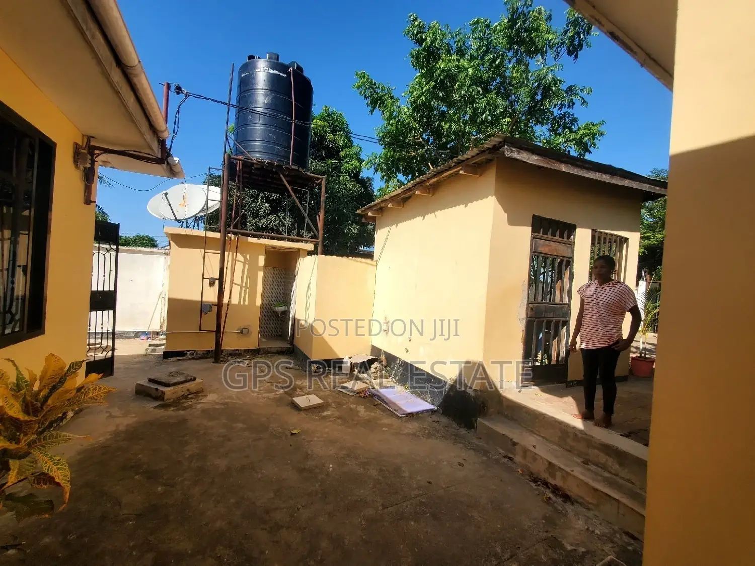 Guest House for Sale in Kinondoni