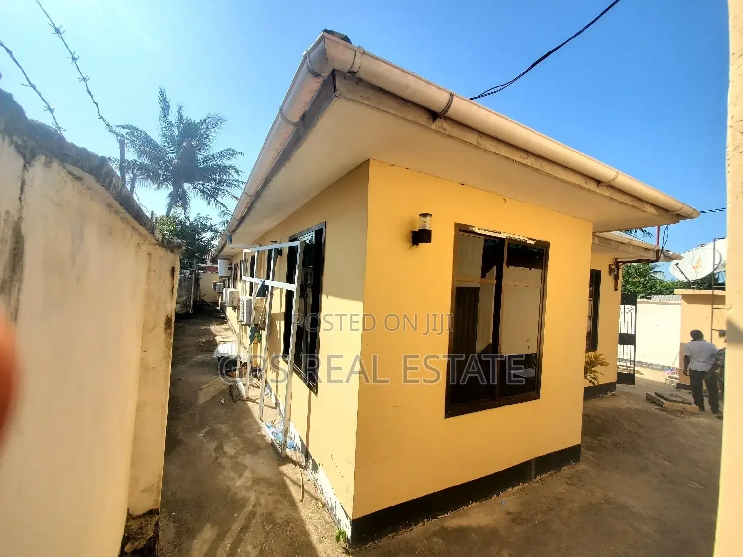 Guest House for Sale in Kinondoni