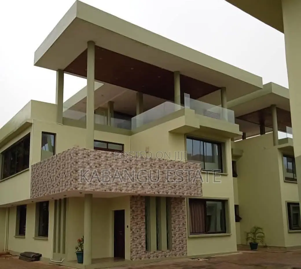 Furnished 4bdrm Villa in Masaki, Kinondoni for rent in Kinondoni