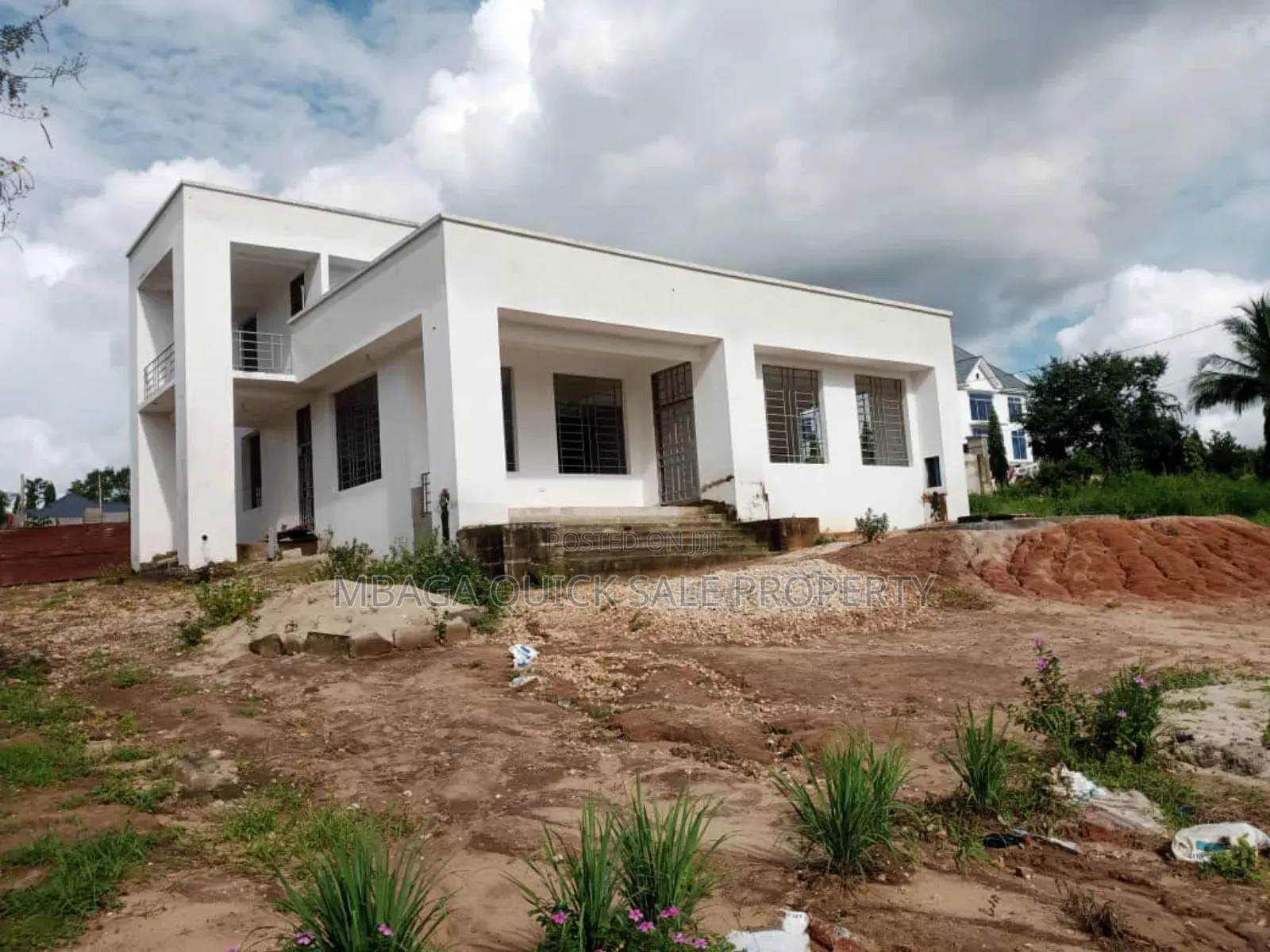 5bdrm House in Madale, Mbezi for sale in Mbezi