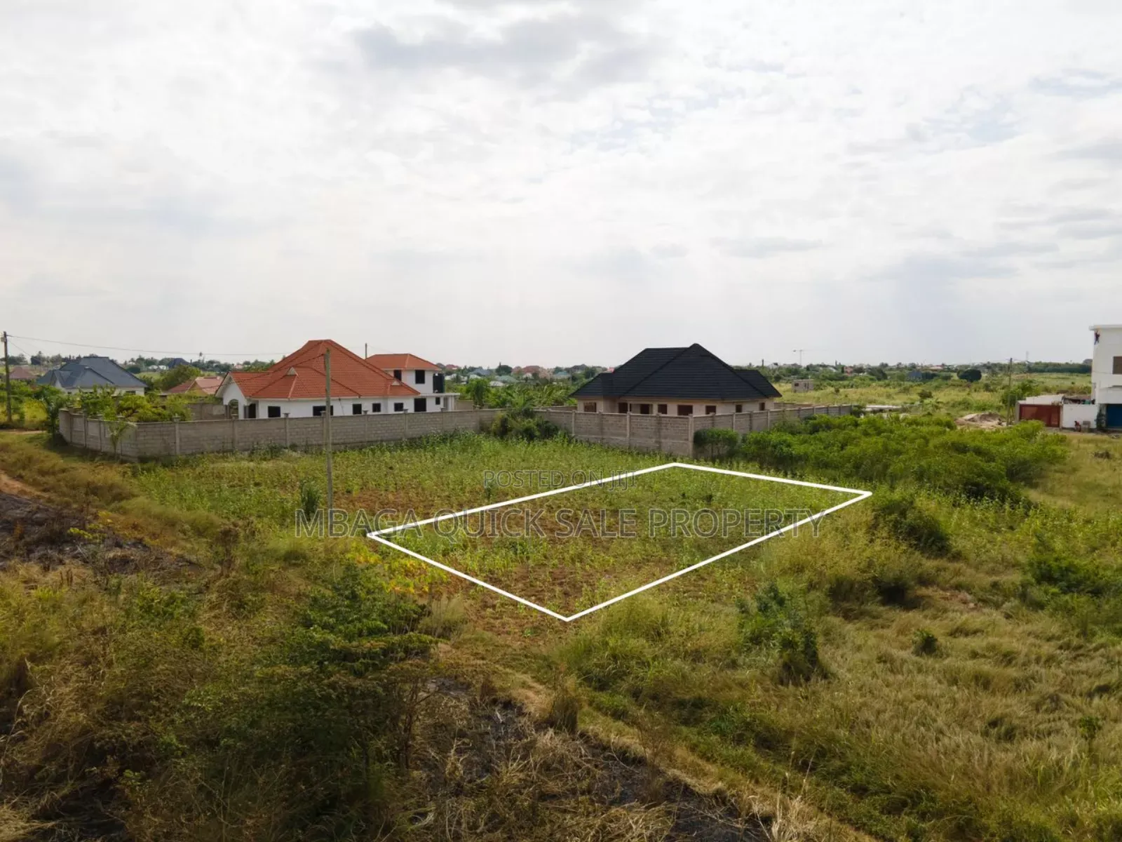 Kiwanja Kinauzwa Mabwepande Bunju B in Bunju