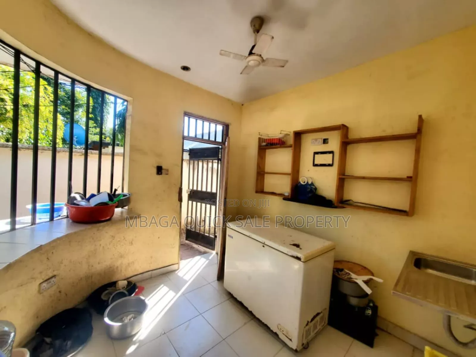 9bdrm House in Goba for sale in Goba