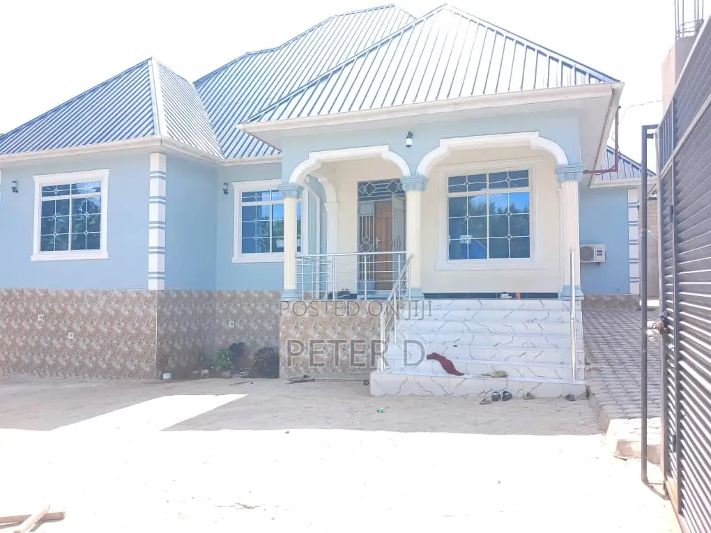 3bdrm House in Mbezi for sale in Mbezi