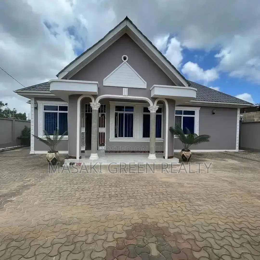 4bdrm House in Tegeta Estate, Kinondoni for sale in Kinondoni